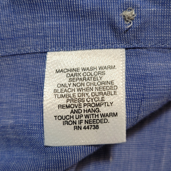 VNT Walt Disney World Mickey Mouse Men's Sz L Button Down Blue Pocket Logo Shirt - Picture 7 of 9